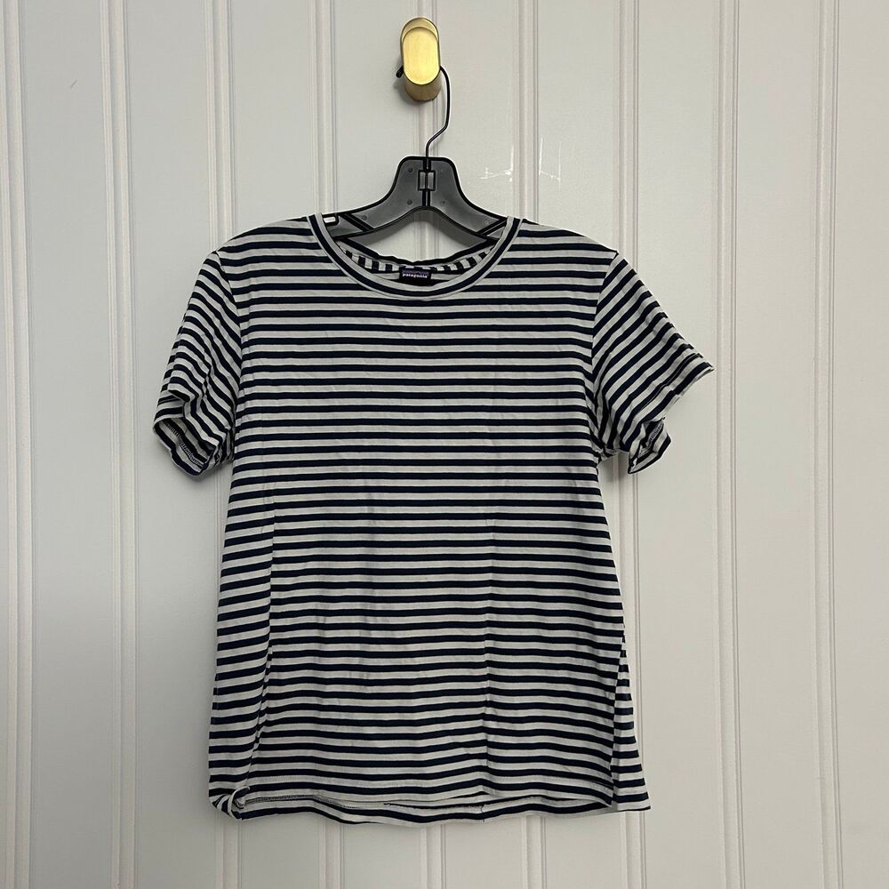Patagonia stripe cotton t-shirt women’s medium